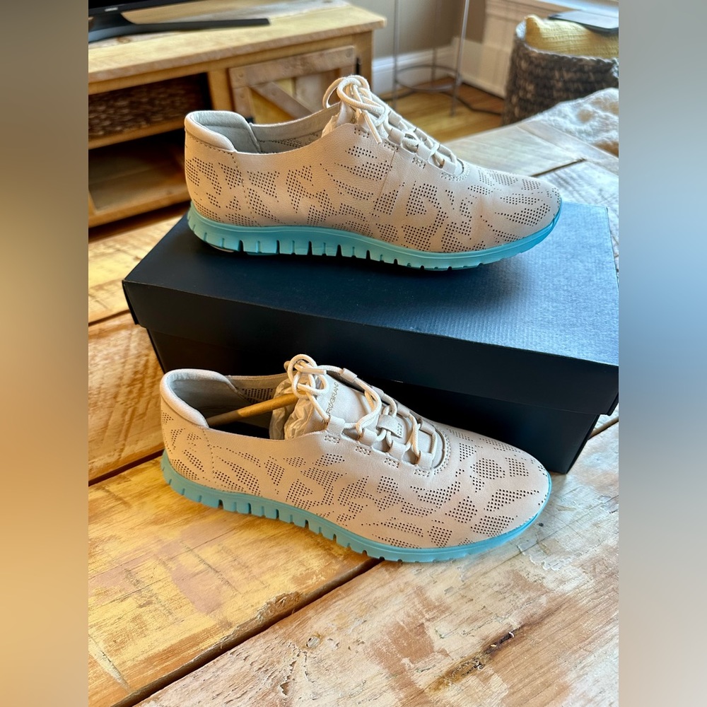 Cole Haan - Zerogrand Perforated Trainer SZ 7.5